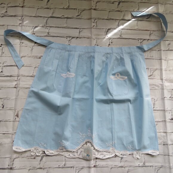 Vintage Baby Blue & White Lace Apron - Picture 1 of 4